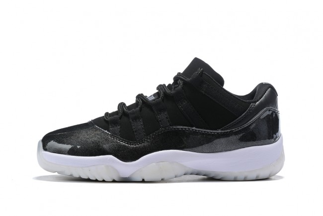 basket toute noir