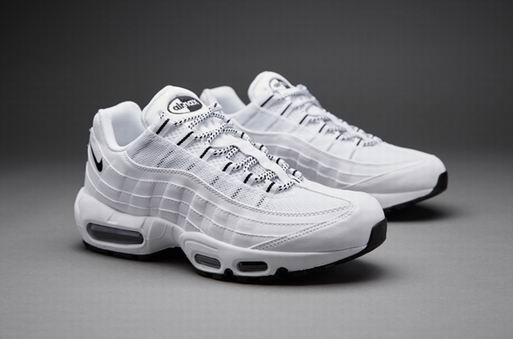 nike air max 95 homme noir et blanche