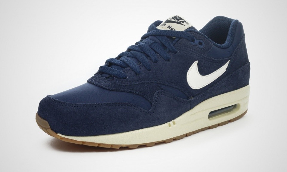 basket nike femme bleu marine