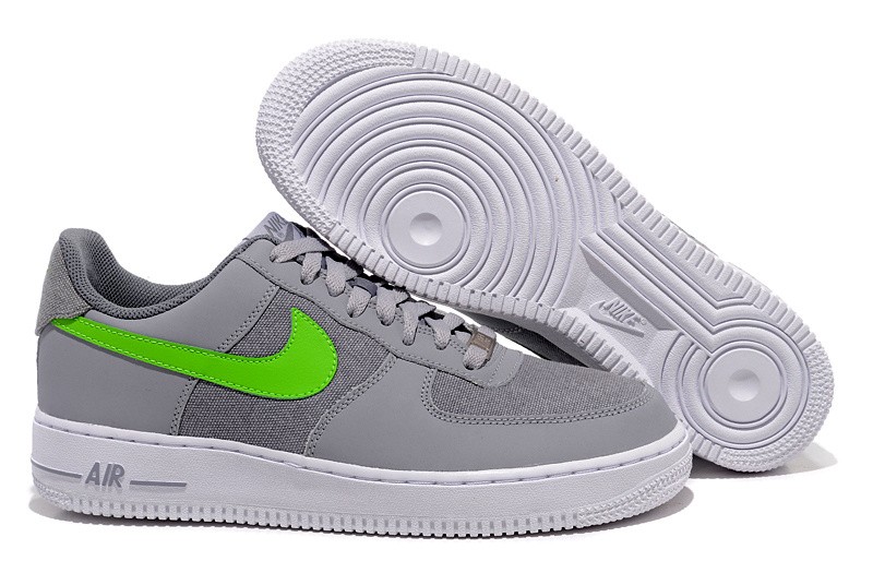 nike grise et verte