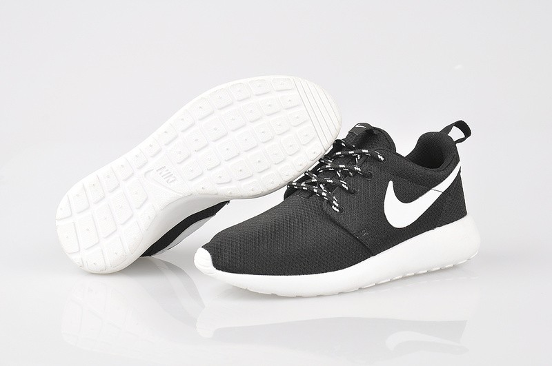 nike roshe noir